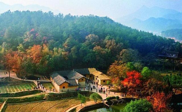 湖南有八个5A景区,您认为哪个更值得一去?
