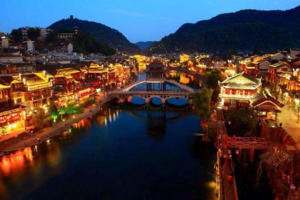 湖南最受欢迎3个景点，橘子洲上榜，你想去吗？