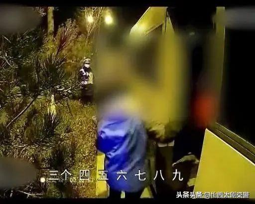 向疫情亮剑——交警晋源大队:查处交通违法不放松 超员客车被查处