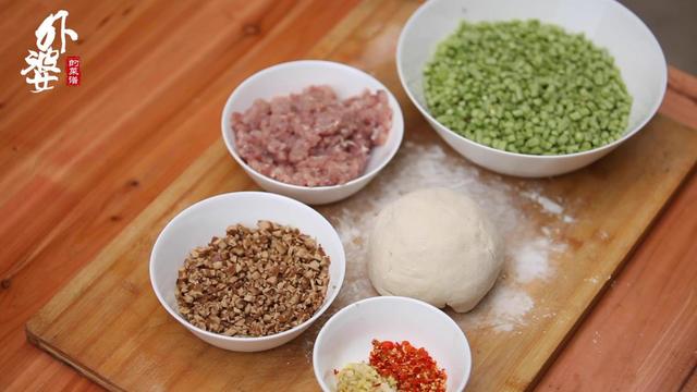 安徽宁国美食合集:第1道比臭豆腐还臭,第2道5种鱼往一锅塞