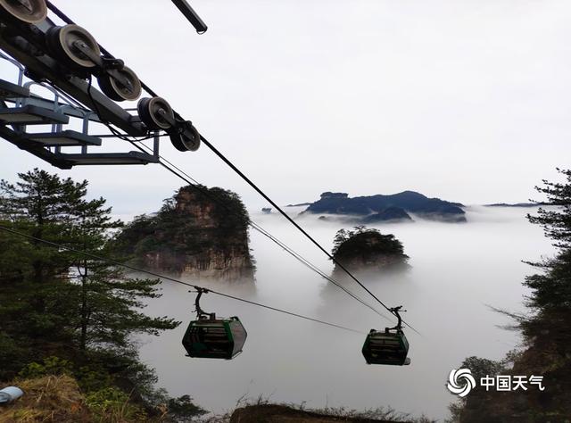 湖南张家界:武陵源风景区雨过天晴云海涌动
