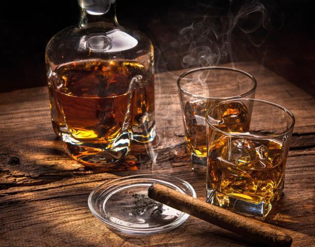 血管堵塞的人,早起会有3个表现,若没有,说明血管保养得不错