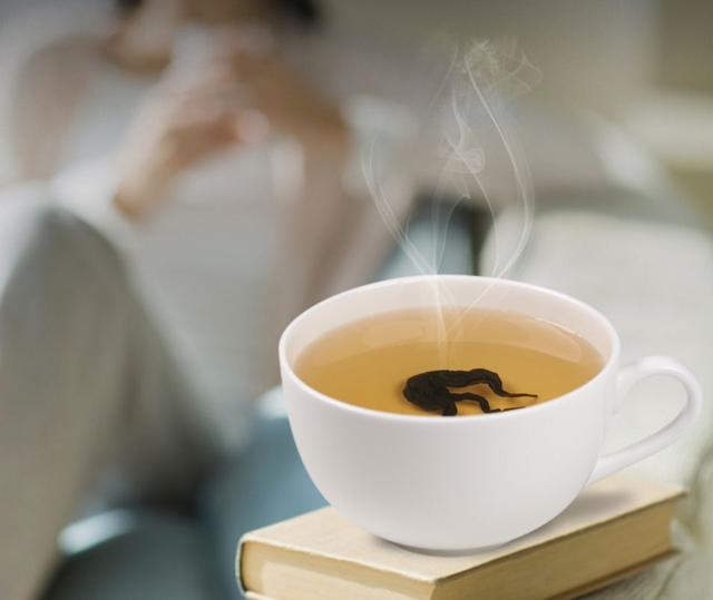 心脏好不好,舌先知,养护心脏,远离三字,多食四红,做好五个一