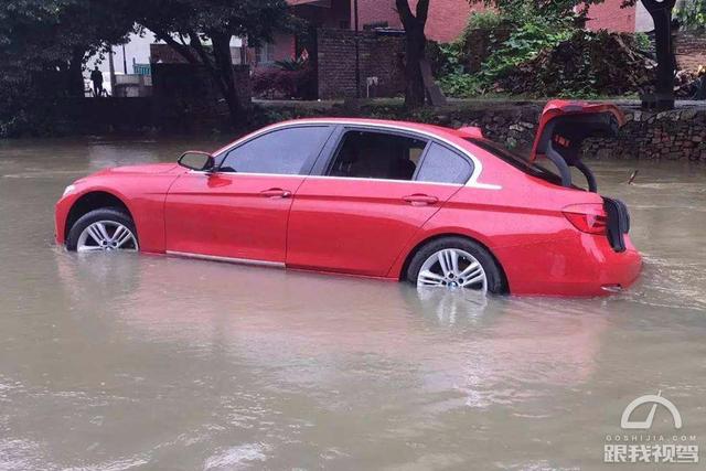 你不得不知道的雨天行车小常识