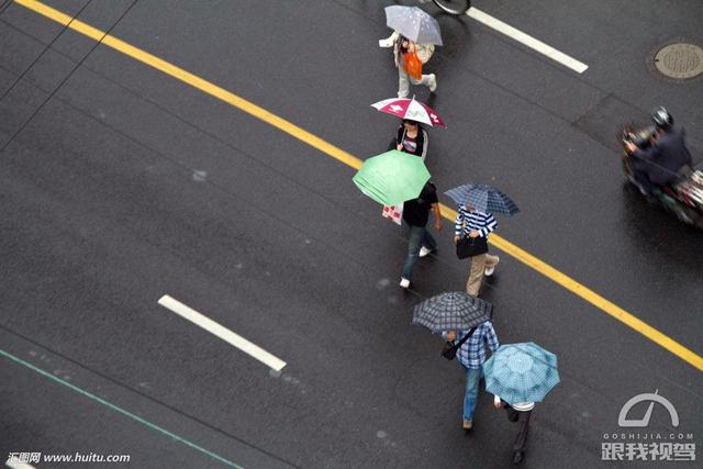 你不得不知道的雨天行车小常识