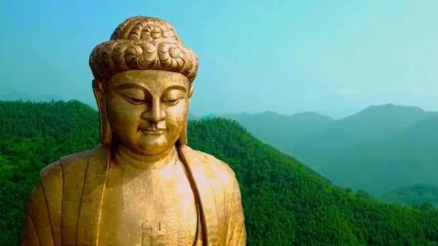 中国耗资12亿的大佛“凉了”?游客:拜不起