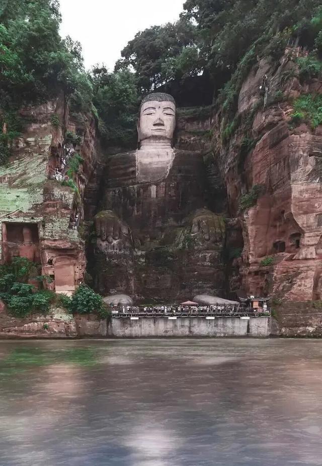 亚洲建造最疯狂的7座寺庙,网友:天才的构思和疯子的大胆