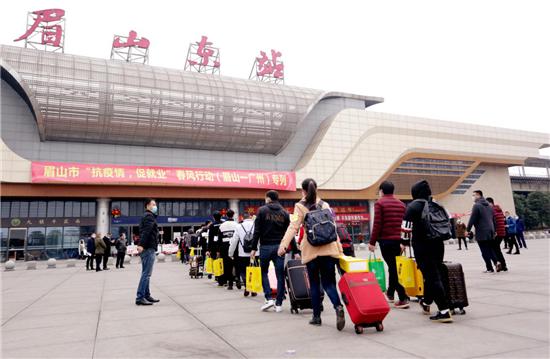 返岗路上春风暖 快马加鞭促复工——仁寿县交通运输局“春风行动”纪实
