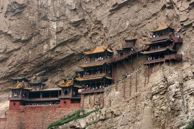 中国最有“仙气”的寺庙,历经千年,寺内从来不生火,游客众多