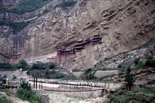 中国最有“仙气”的寺庙,历经千年,寺内从来不生火,游客众多