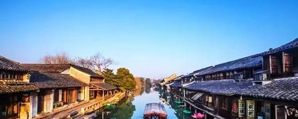 中国唯一“漂”在水上的古镇，想进去只能坐船，关键是不收门票钱