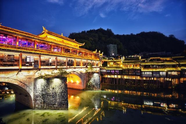 足不出户,游遍世界?别闹了,你以为的体验绝不是真正的旅游