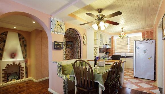 色彩搭配大胆的美式田园风格装修，温馨的家居空间倍感亲切！