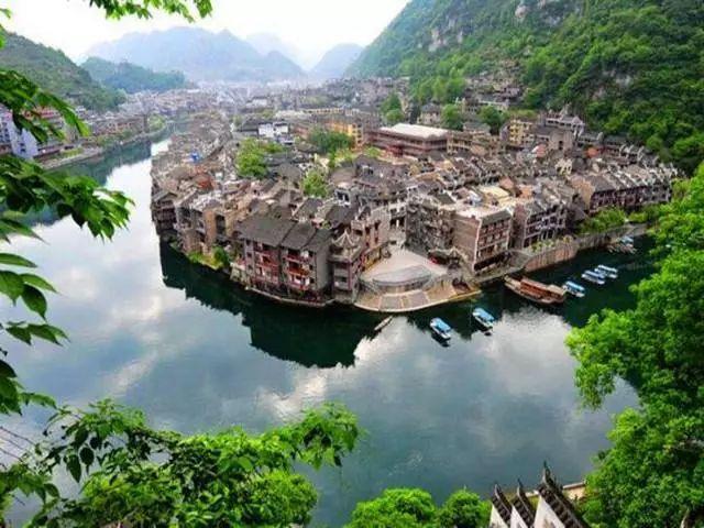 旅游必去的20个古镇,想去静静地待几天!