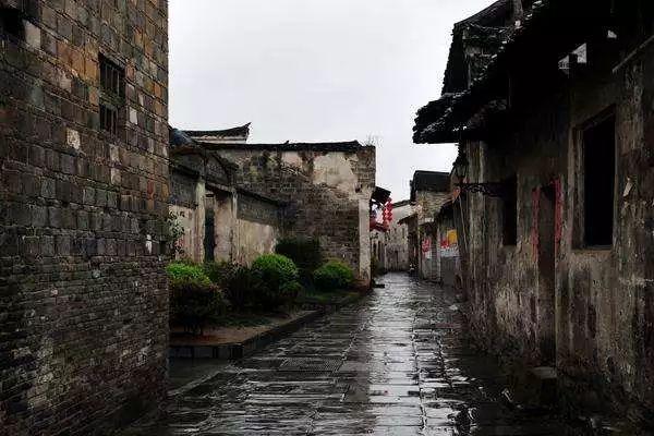 旅游必去的20个古镇,想去静静地待几天!