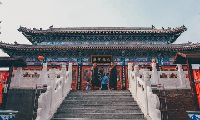 北京历史最悠久古刹之一，距今1950多年历史