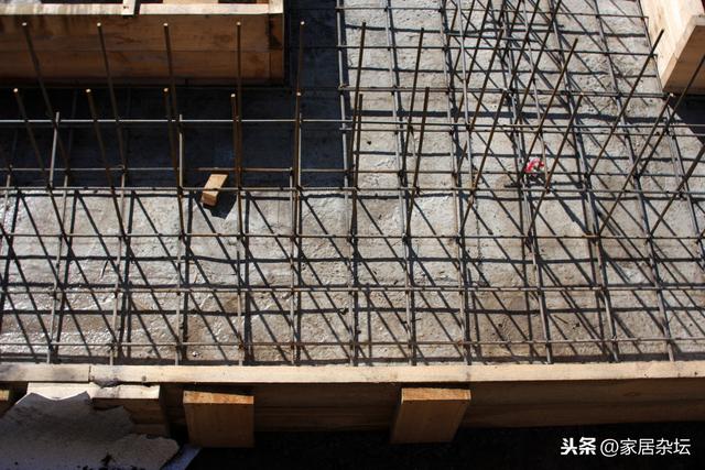 首层为何返潮?装修时怎么做防潮?可以使用哪些材料?看看这几点