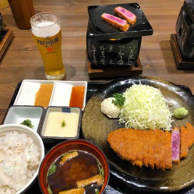 日本美食——外酥里嫩的炸牛排