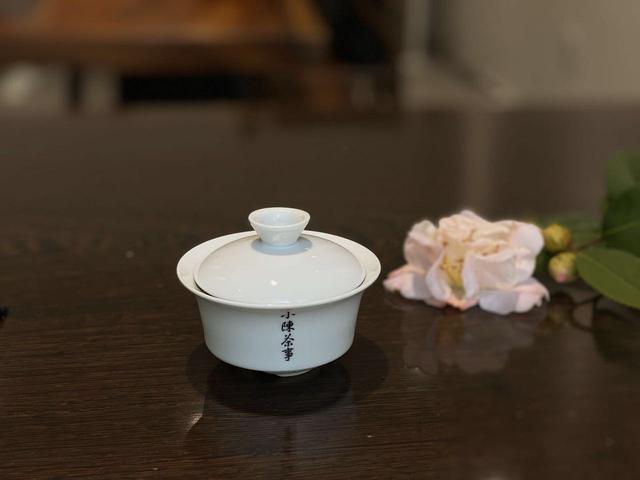 居家生活,想布置一个泡茶的小空间并不难,凑其这四种茶具就行了