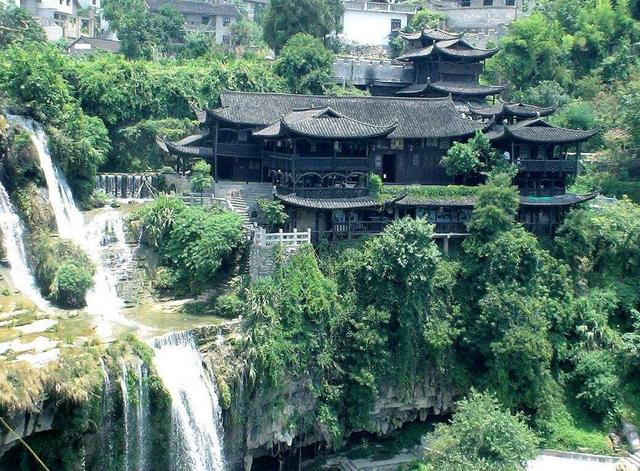 江南这10座千年历史文化的古城小镇,繁花已然苏醒,历史仍在沉睡