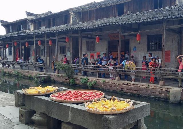 江南这10座千年历史文化的古城小镇，繁花已然苏醒，历史仍在沉睡