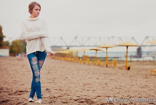 在多云的天气下拍照,如何设置相机参数?