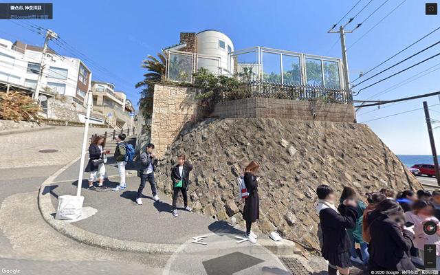 日本镰仓高中旁边的沿海铁路,灌篮高手取景地,旁边的海景房实拍
