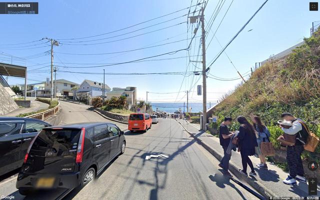 日本镰仓高中旁边的沿海铁路,灌篮高手取景地,旁边的海景房实拍