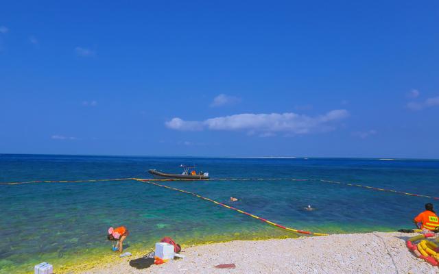 远离都市的繁华喧嚣，享受热带海岛的风情浪漫