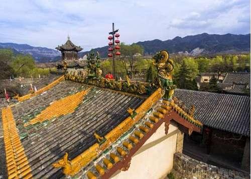 山西藏着一座神秘的古堡,有着独一无二的奇观!人少景还美