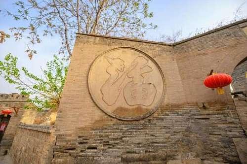 山西藏着一座神秘的古堡,有着独一无二的奇观!人少景还美