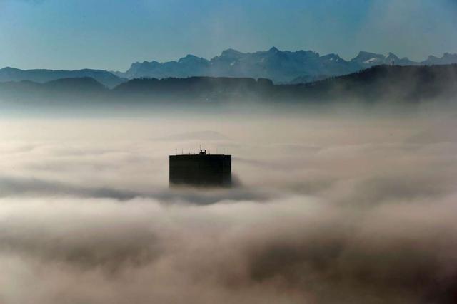 盘点世界各地城市的大雾景象，增加了魔幻色彩