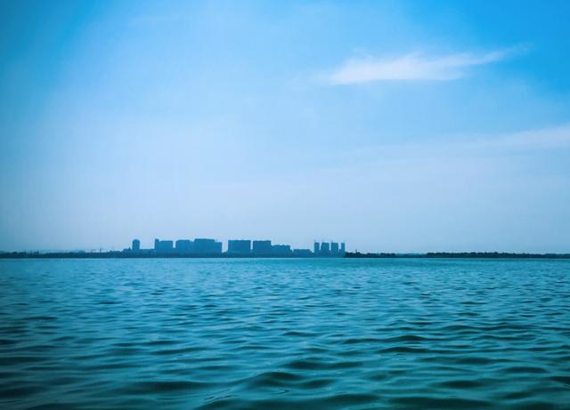 亚洲最大的城中湖，湖光山色美不胜收，就在武汉