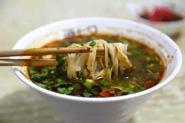 那些你一定要去吃一次的郑州特色美食小店大盘点!