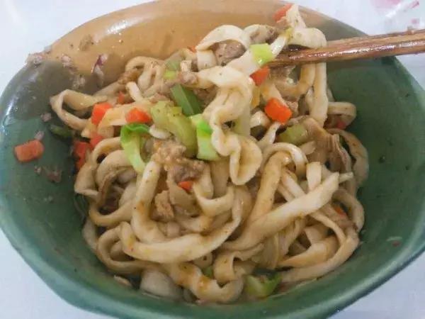 那些你一定要去吃一次的郑州特色美食小店大盘点!