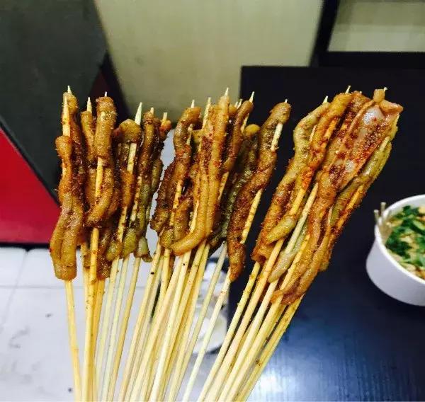那些你一定要去吃一次的郑州特色美食小店大盘点!