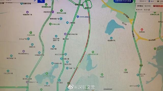 突发!广深高速沙井段一油罐车起火燃烧,现场实施交通管制!