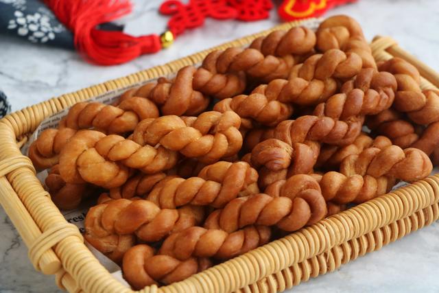 春节宅家里,这6道面食好吃又好做,做给家人吃,赞不绝口,特香