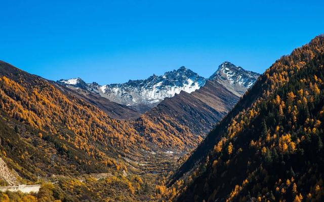 国内游,这几个景点值得一去,四姑娘山就不要错过啦