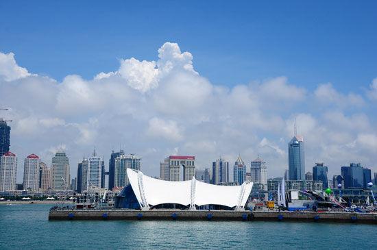 中国最美的海滨旅游城市，风景优美，气候宜人