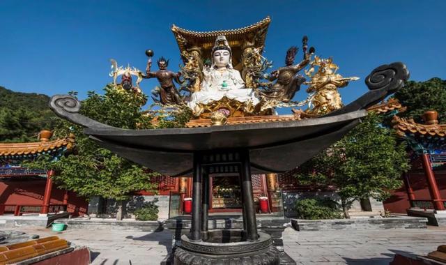 隐藏在帝都的玄幻寺庙,现场修仙走一个