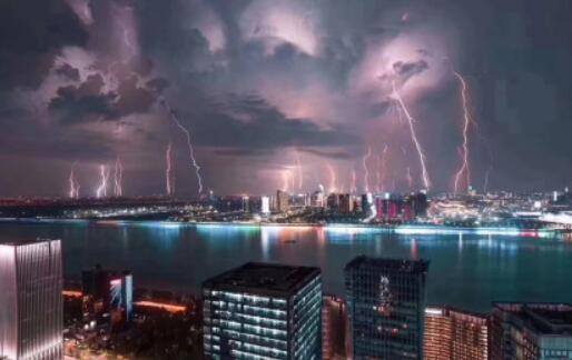 下冰雹预示着什么 下冰雹是好兆头吗