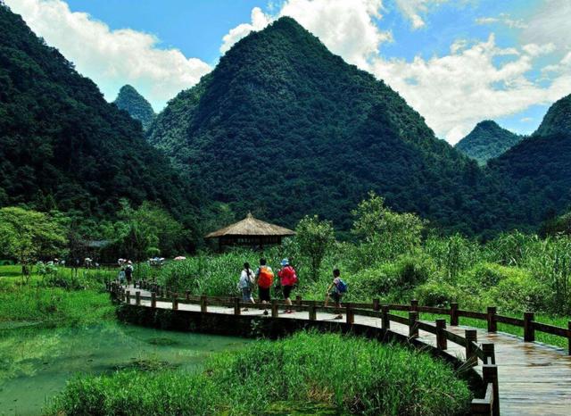 贵州的这个景点,原生态环境四季如春,景色不输云南海南