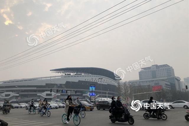 大范围雨雪袭扰河北 明天气温猛跌局地降幅或达20℃