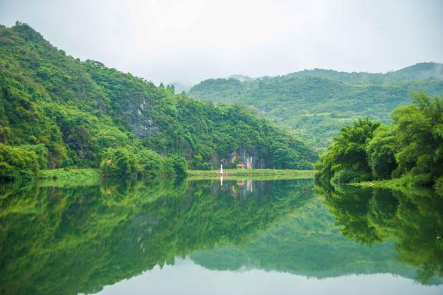 广东藏了个鬼斧神工的山水奇观，浓缩了三峡的所有美景，你去过吗