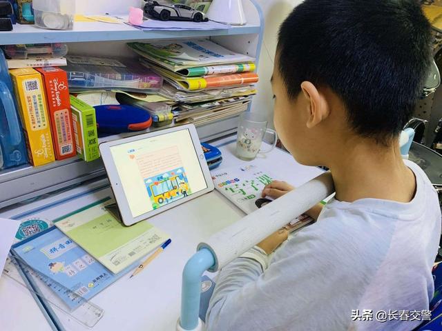 交通新闻集锦 | “出来套”,迟早要还的;交警为开学复课保驾护航……