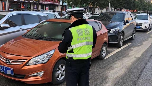 注意!信阳公安交警部门严查各类交通违法行为!
