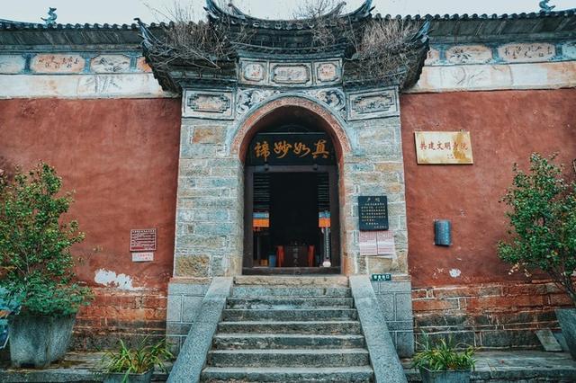 灵隐红尘,静默芳华,隐匿大理苍山深处的幽深古刹