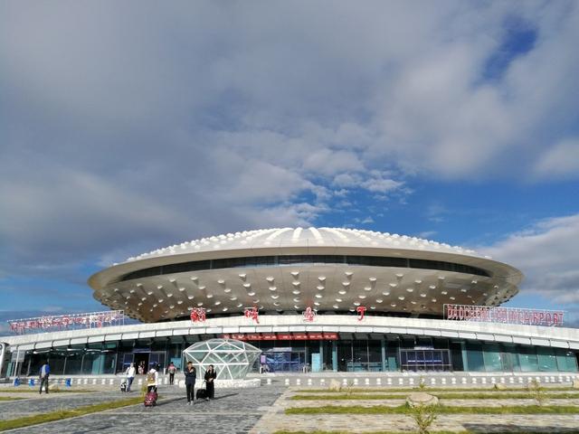 九寨沟美还是稻城亚丁好玩?对比一下,选择你中意的去旅行