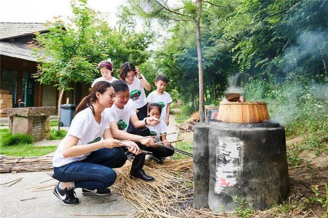 繁花赏乌村，“野火饭”尝春味，重启2020年吧！